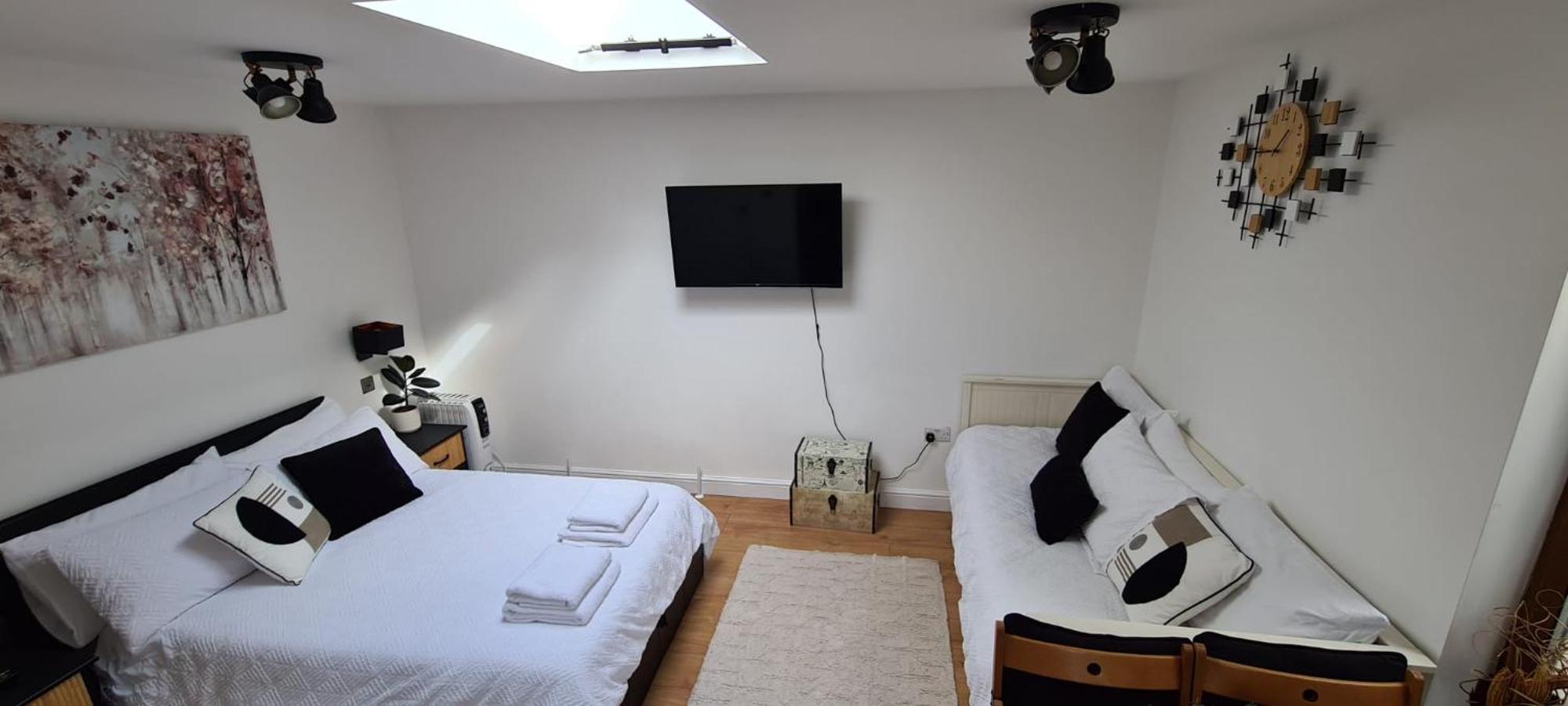 Canterbury Romantic Modern Home Goodnestone  Rom bilde
